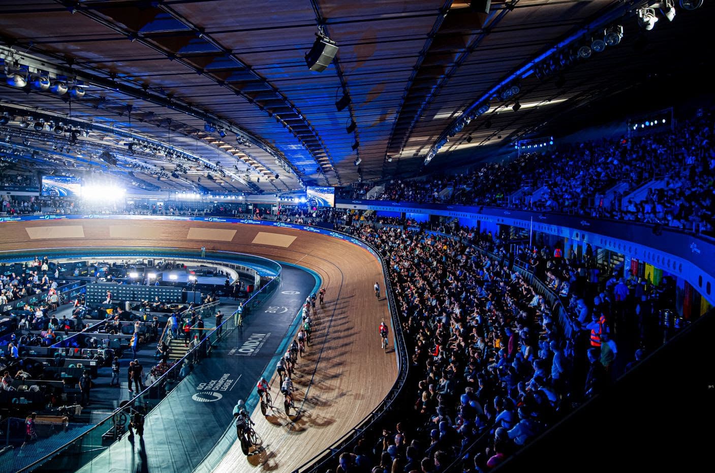 STARS OF TRACK CYCLING RETURN TO WARNER BROS. DISCOVERY SCREENS THIS WINTER